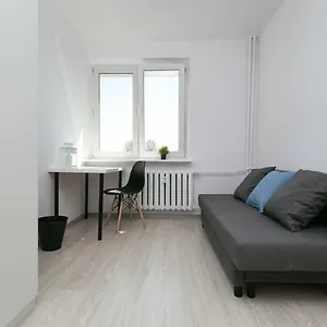 Rooms4less Проживание в семье